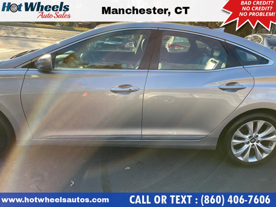 Used Hyundai Azera 4dr Sdn 2014 | Hot Wheels Auto Sales LLC. Manchester, Connecticut Used Hyundai Azera 4dr Sdn 2014 | Hot Wheels Auto Sales LLC. Manchester, Connecticut
