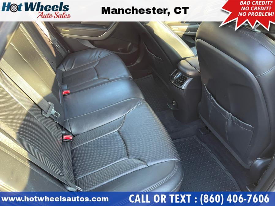 Used Hyundai Azera 4dr Sdn 2014 | Hot Wheels Auto Sales LLC. Manchester, Connecticut Used Hyundai Azera 4dr Sdn 2014 | Hot Wheels Auto Sales LLC. Manchester, Connecticut