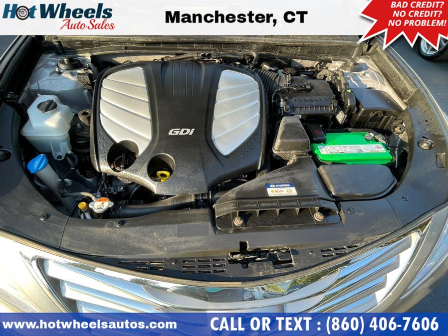 Used Hyundai Azera 4dr Sdn 2014 | Hot Wheels Auto Sales LLC. Manchester, Connecticut Used Hyundai Azera 4dr Sdn 2014 | Hot Wheels Auto Sales LLC. Manchester, Connecticut