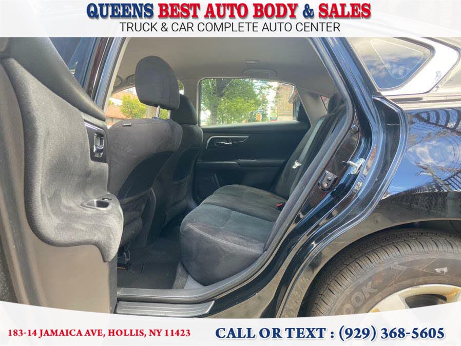 Used Nissan Altima 4dr Sdn I4 2.5 S 2013 | Queens Best Auto Body / Sales. Hollis, New York