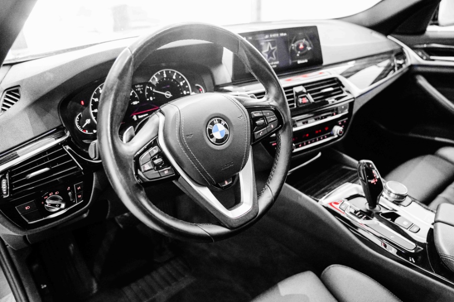 Used BMW 5 Series 530i xDrive Sedan 2018 | 26 Motors Corp. Bronx, New York Used BMW 5 Series 530i xDrive Sedan 2018 | 26 Motors Corp. Bronx, New York