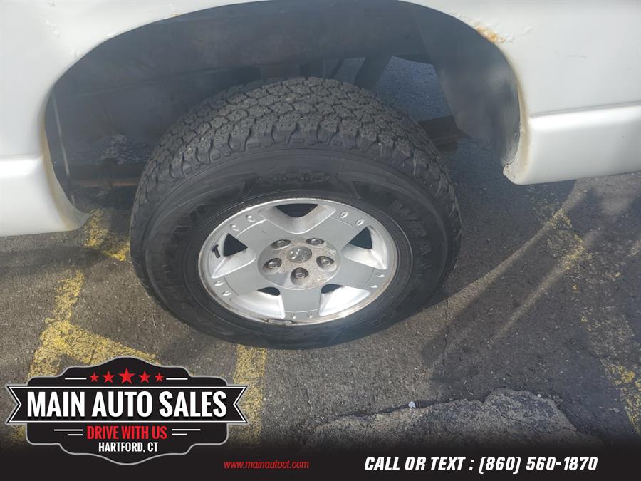 Used Dodge Ram 1500 4dr Quad Cab 140.5" WB 4WD SLT 2005 | Main Auto Sales LLC. Hartford, Connecticut Used Dodge Ram 1500 4dr Quad Cab 140.5" WB 4WD SLT 2005 | Main Auto Sales LLC. Hartford, Connecticut