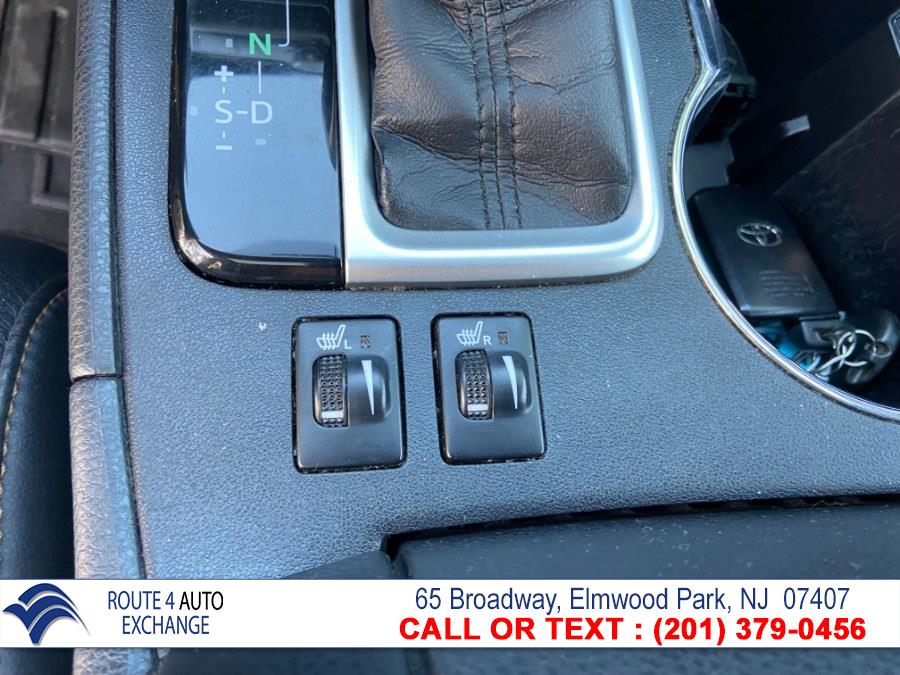 Used Toyota Highlander AWD 4dr V6 XLE (Natl) 2015 | Route 4 Auto Exchange. Elmwood Park, New Jersey Used Toyota Highlander AWD 4dr V6 XLE (Natl) 2015 | Route 4 Auto Exchange. Elmwood Park, New Jersey