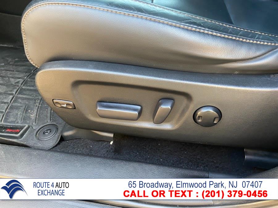 Used Toyota Highlander AWD 4dr V6 XLE (Natl) 2015 | Route 4 Auto Exchange. Elmwood Park, New Jersey Used Toyota Highlander AWD 4dr V6 XLE (Natl) 2015 | Route 4 Auto Exchange. Elmwood Park, New Jersey