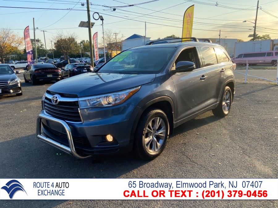 Used Toyota Highlander AWD 4dr V6 XLE (Natl) 2015 | Route 4 Auto Exchange. Elmwood Park, New Jersey Used Toyota Highlander AWD 4dr V6 XLE (Natl) 2015 | Route 4 Auto Exchange. Elmwood Park, New Jersey
