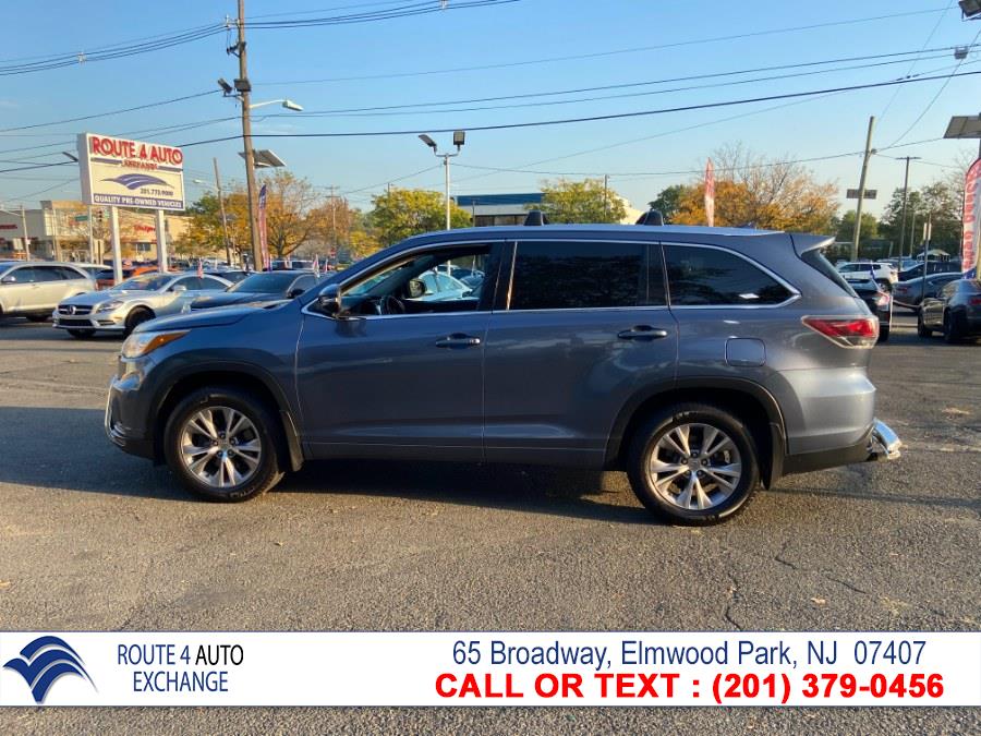 Used Toyota Highlander AWD 4dr V6 XLE (Natl) 2015 | Route 4 Auto Exchange. Elmwood Park, New Jersey Used Toyota Highlander AWD 4dr V6 XLE (Natl) 2015 | Route 4 Auto Exchange. Elmwood Park, New Jersey