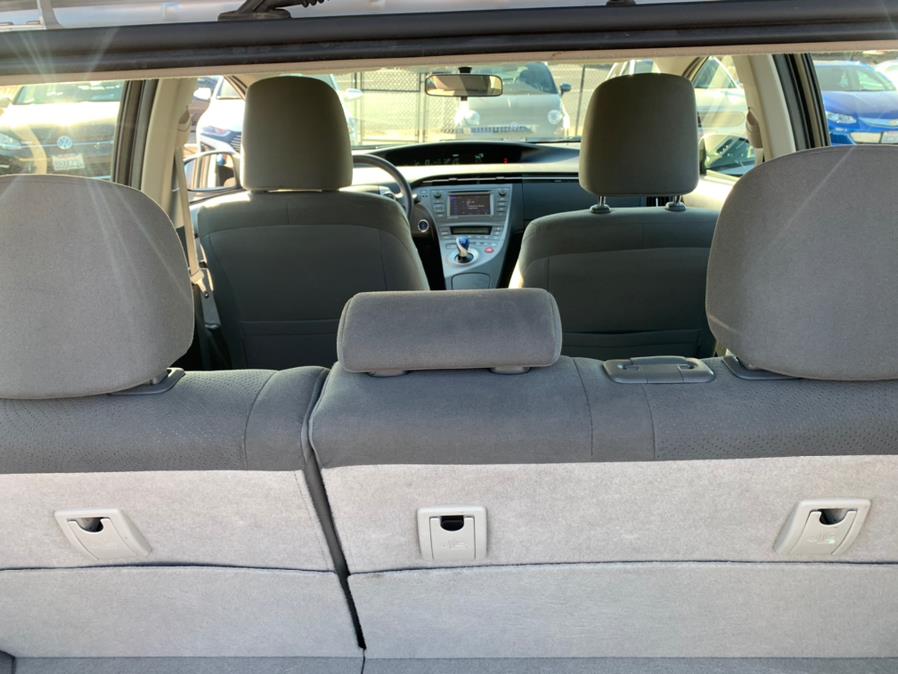 Used Toyota Prius Three 2012 | Green Light Auto Wholesale. Daly City, California Used Toyota Prius Three 2012 | Green Light Auto Wholesale. Daly City, California