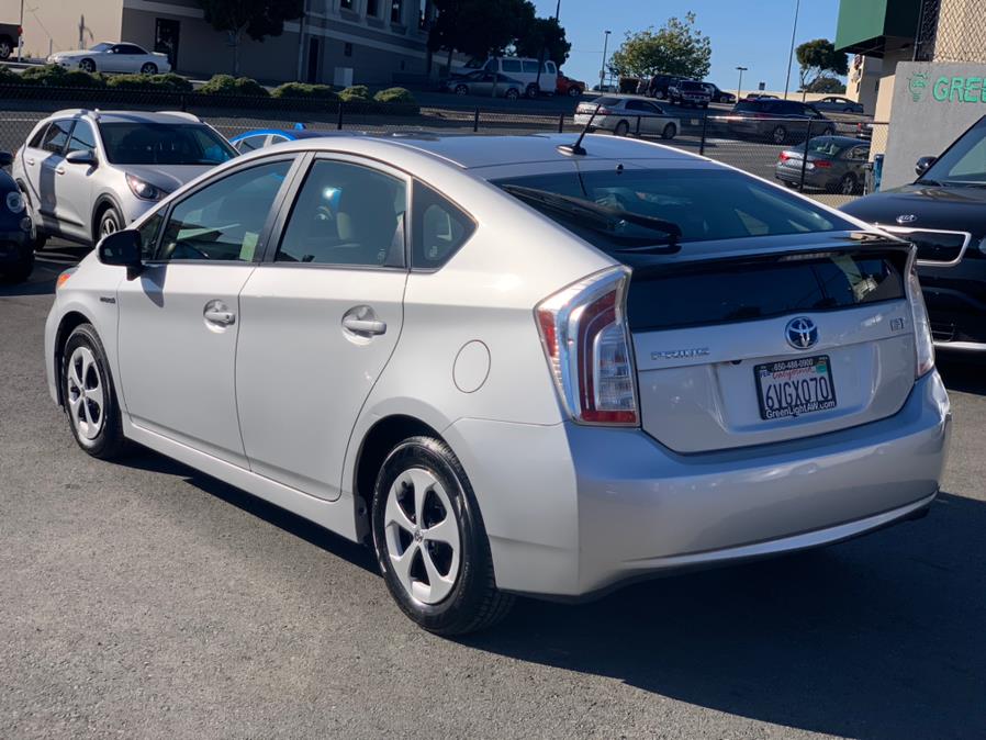Used Toyota Prius Three 2012 | Green Light Auto Wholesale. Daly City, California Used Toyota Prius Three 2012 | Green Light Auto Wholesale. Daly City, California