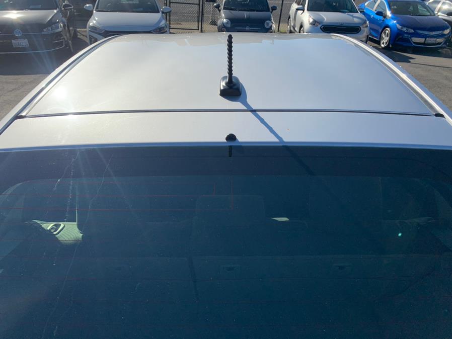 Used Toyota Prius Three 2012 | Green Light Auto Wholesale. Daly City, California Used Toyota Prius Three 2012 | Green Light Auto Wholesale. Daly City, California