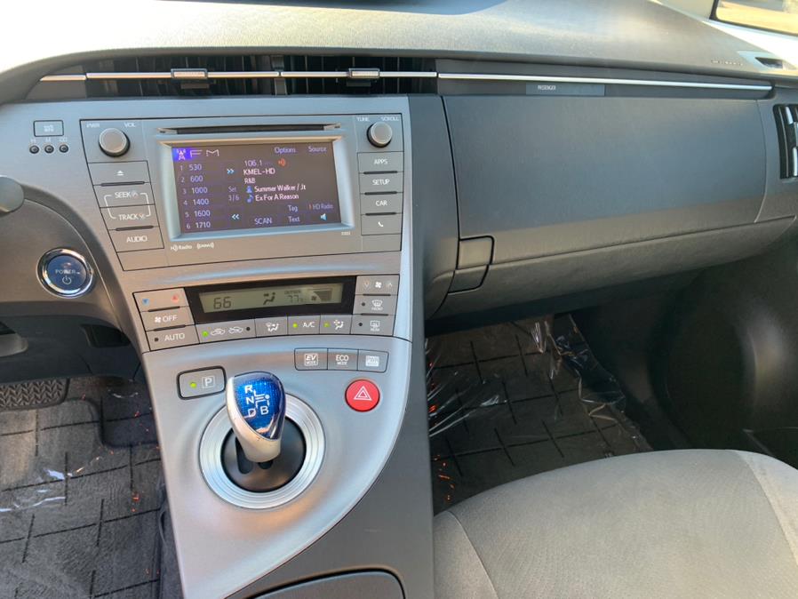 Used Toyota Prius Three 2012 | Green Light Auto Wholesale. Daly City, California Used Toyota Prius Three 2012 | Green Light Auto Wholesale. Daly City, California