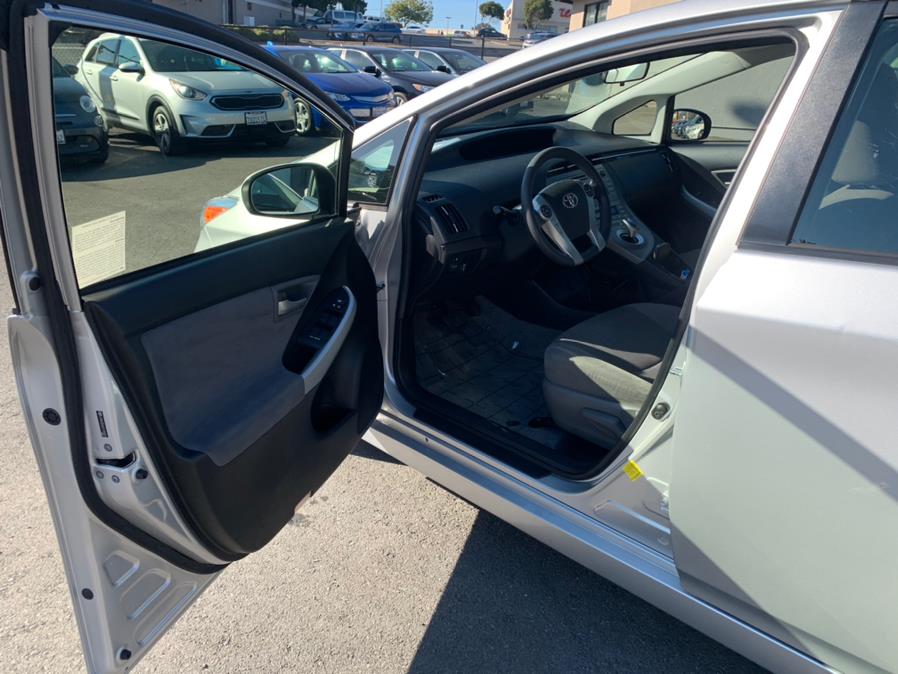 Used Toyota Prius Three 2012 | Green Light Auto Wholesale. Daly City, California Used Toyota Prius Three 2012 | Green Light Auto Wholesale. Daly City, California