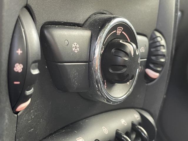 Used Mini Cooper Countryman Base 2011 | Blasius Federal Road. Brookfield, Connecticut Used Mini Cooper Countryman Base 2011 | Blasius Federal Road. Brookfield, Connecticut