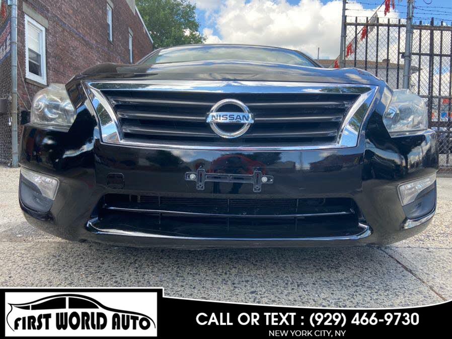 Used Nissan Altima 4dr Sdn I4 2.5 S 2013 | First World Auto. Jamaica, New York Used Nissan Altima 4dr Sdn I4 2.5 S 2013 | First World Auto. Jamaica, New York