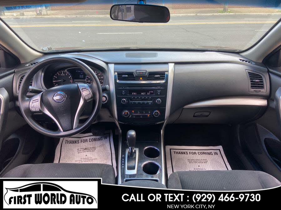 Used Nissan Altima 4dr Sdn I4 2.5 S 2013 | First World Auto. Jamaica, New York Used Nissan Altima 4dr Sdn I4 2.5 S 2013 | First World Auto. Jamaica, New York