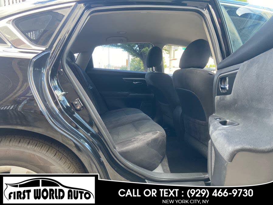 Used Nissan Altima 4dr Sdn I4 2.5 S 2013 | First World Auto. Jamaica, New York Used Nissan Altima 4dr Sdn I4 2.5 S 2013 | First World Auto. Jamaica, New York
