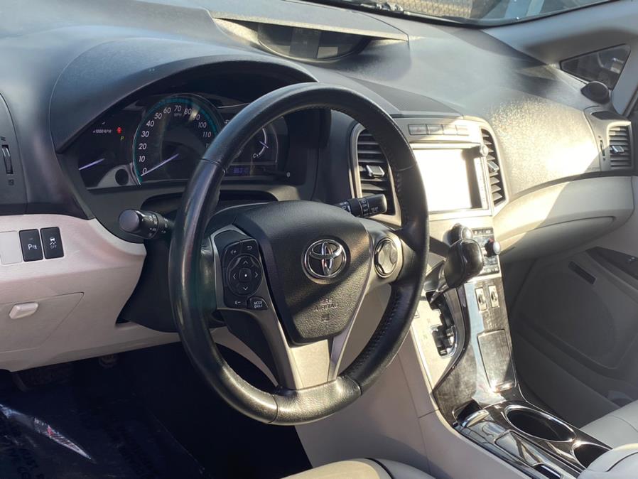 Used Toyota Venza 4dr Wgn V6 AWD Limited (Natl) 2014 | VEB Auto Sales. Hartford, Connecticut Used Toyota Venza 4dr Wgn V6 AWD Limited (Natl) 2014 | VEB Auto Sales. Hartford, Connecticut
