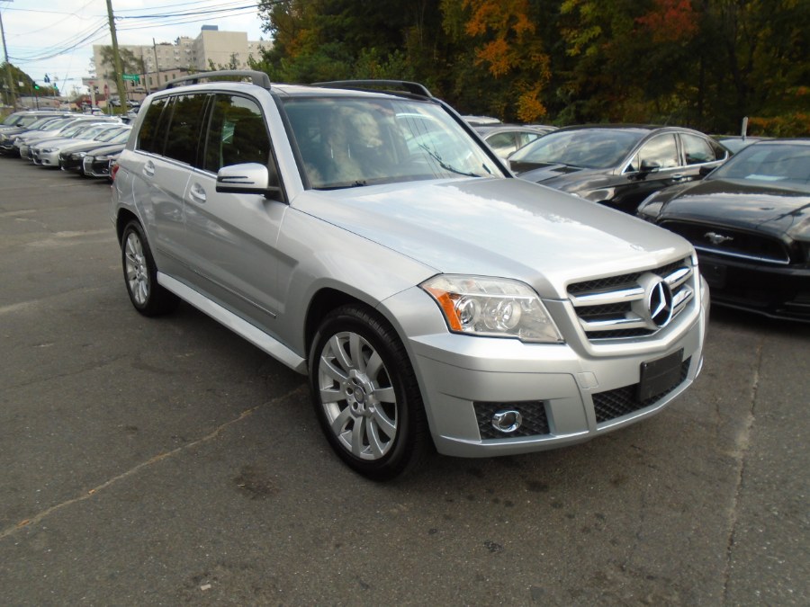 2010 Mercedes-Benz GLK-Class 4MATIC 4dr GLK350, available for sale in Waterbury, Connecticut | Jim Juliani Motors. Waterbury, Connecticut