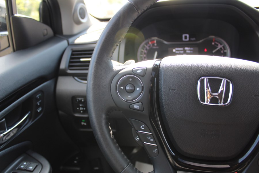 2018 Honda Pilot Elite AWD, available for sale in Great Neck, New York | Great Neck Car Buyers & Sellers. Great Neck, New York 2018 Honda Pilot Elite AWD, available for sale in Great Neck, New York | Great Neck Car Buyers & Sellers. Great Neck, New York