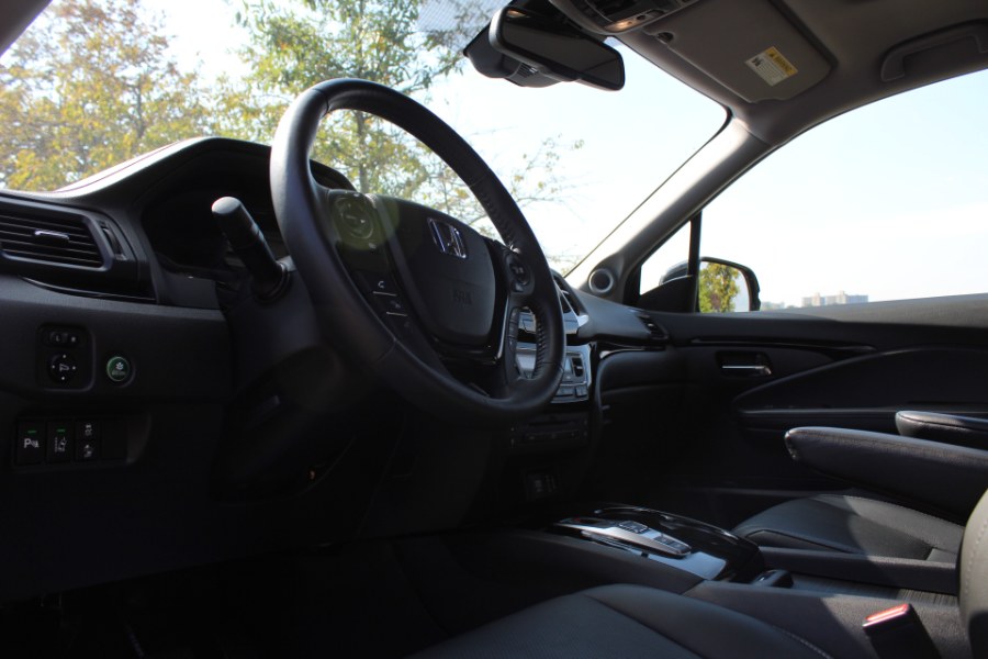 2018 Honda Pilot Elite AWD, available for sale in Great Neck, New York | Great Neck Car Buyers & Sellers. Great Neck, New York 2018 Honda Pilot Elite AWD, available for sale in Great Neck, New York | Great Neck Car Buyers & Sellers. Great Neck, New York