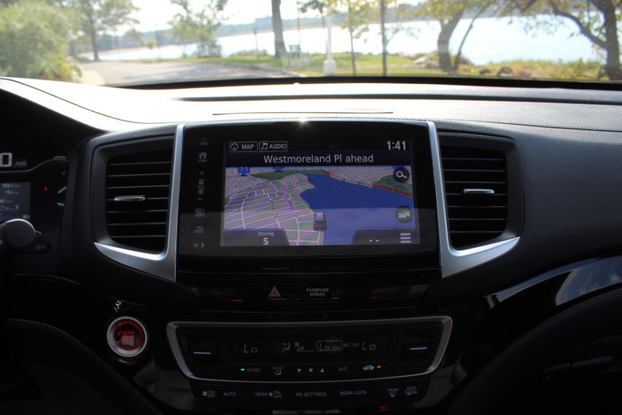 2018 Honda Pilot Elite AWD, available for sale in Great Neck, New York | Great Neck Car Buyers & Sellers. Great Neck, New York 2018 Honda Pilot Elite AWD, available for sale in Great Neck, New York | Great Neck Car Buyers & Sellers. Great Neck, New York