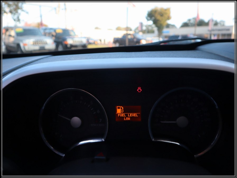 2008 Mercury Mountaineer AWD 4dr V8 Premier, available for sale in Huntington Station, New York | My Auto Inc.. Huntington Station, New York 2008 Mercury Mountaineer AWD 4dr V8 Premier, available for sale in Huntington Station, New York | My Auto Inc.. Huntington Station, New York