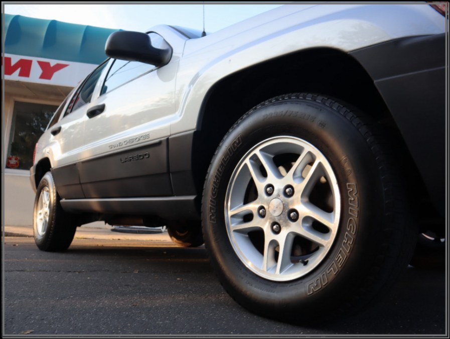 Used Jeep Grand Cherokee 4dr Laredo 4WD 2004 | My Auto Inc.. Huntington Station, New York Used Jeep Grand Cherokee 4dr Laredo 4WD 2004 | My Auto Inc.. Huntington Station, New York