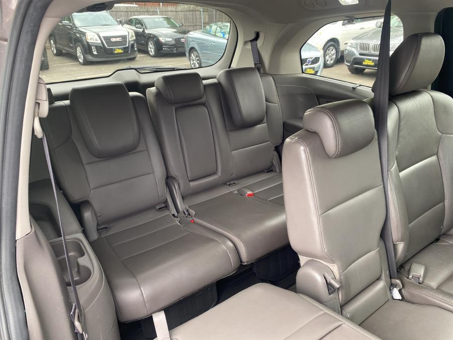 Used Honda Odyssey 5dr Touring Elite 2012 | Victoria Preowned Autos Inc. Little Ferry, New Jersey Used Honda Odyssey 5dr Touring Elite 2012 | Victoria Preowned Autos Inc. Little Ferry, New Jersey