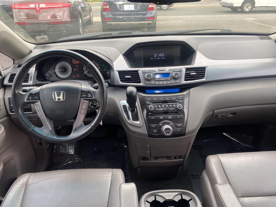 Used Honda Odyssey 5dr Touring Elite 2012 | Victoria Preowned Autos Inc. Little Ferry, New Jersey Used Honda Odyssey 5dr Touring Elite 2012 | Victoria Preowned Autos Inc. Little Ferry, New Jersey