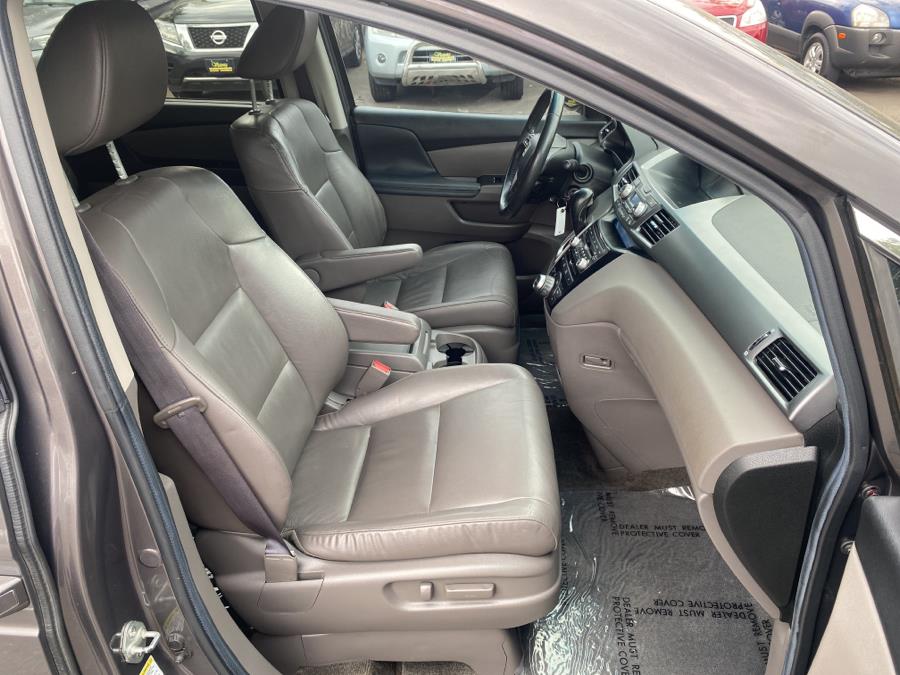 Used Honda Odyssey 5dr Touring Elite 2012 | Victoria Preowned Autos Inc. Little Ferry, New Jersey Used Honda Odyssey 5dr Touring Elite 2012 | Victoria Preowned Autos Inc. Little Ferry, New Jersey