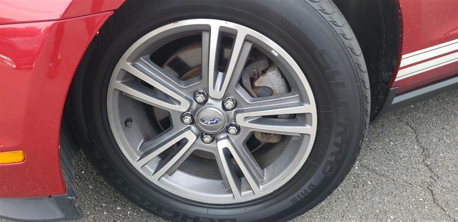 Used Ford Mustang 2dr Conv V6 Premium 2012 | Victoria Preowned Autos Inc. Little Ferry, New Jersey Used Ford Mustang 2dr Conv V6 Premium 2012 | Victoria Preowned Autos Inc. Little Ferry, New Jersey