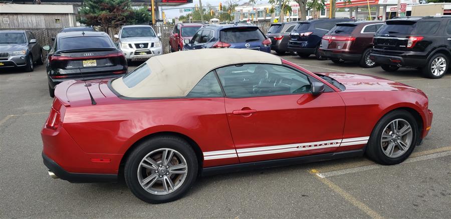 Used Ford Mustang 2dr Conv V6 Premium 2012 | Victoria Preowned Autos Inc. Little Ferry, New Jersey Used Ford Mustang 2dr Conv V6 Premium 2012 | Victoria Preowned Autos Inc. Little Ferry, New Jersey
