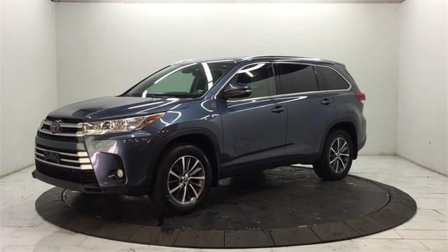 Used Toyota Highlander XLE 2019 | Eastchester Motor Cars. Bronx, New York Used Toyota Highlander XLE 2019 | Eastchester Motor Cars. Bronx, New York
