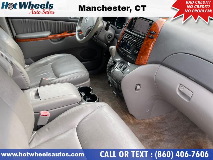 Used Toyota Sienna 5dr 7-Pass Van XLE Ltd FWD (Natl) 2010 | Hot Wheels Auto Sales LLC. Manchester, Connecticut Used Toyota Sienna 5dr 7-Pass Van XLE Ltd FWD (Natl) 2010 | Hot Wheels Auto Sales LLC. Manchester, Connecticut