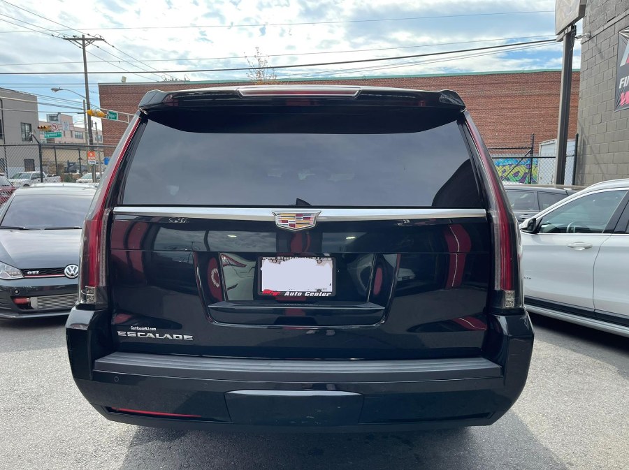 Used Cadillac Escalade ESV 4WD 4dr Luxury Collection 2016 | RT Auto Center LLC. Newark, New Jersey Used Cadillac Escalade ESV 4WD 4dr Luxury Collection 2016 | RT Auto Center LLC. Newark, New Jersey