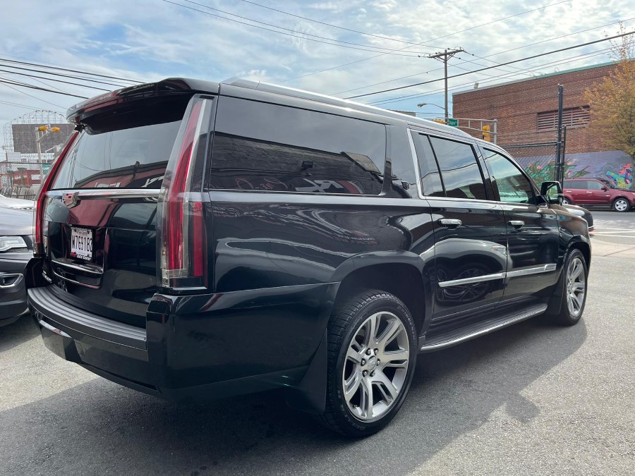 Used Cadillac Escalade ESV 4WD 4dr Luxury Collection 2016 | RT Auto Center LLC. Newark, New Jersey Used Cadillac Escalade ESV 4WD 4dr Luxury Collection 2016 | RT Auto Center LLC. Newark, New Jersey