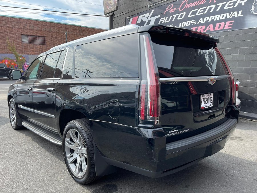 Used Cadillac Escalade ESV 4WD 4dr Luxury Collection 2016 | RT Auto Center LLC. Newark, New Jersey Used Cadillac Escalade ESV 4WD 4dr Luxury Collection 2016 | RT Auto Center LLC. Newark, New Jersey