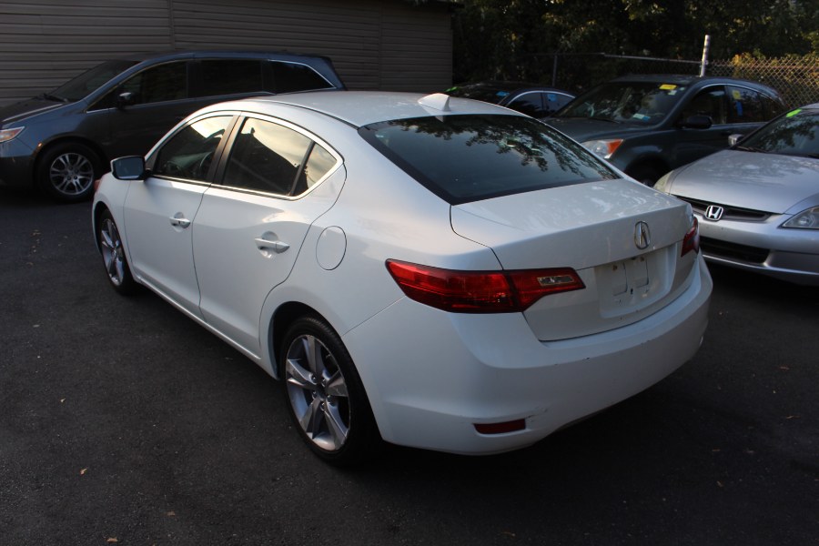 2014 Acura ILX 4dr Sdn 2.0L, available for sale in Paterson, New Jersey | Xcell Motors LLC. Paterson, New Jersey 2014 Acura ILX 4dr Sdn 2.0L, available for sale in Paterson, New Jersey | Xcell Motors LLC. Paterson, New Jersey