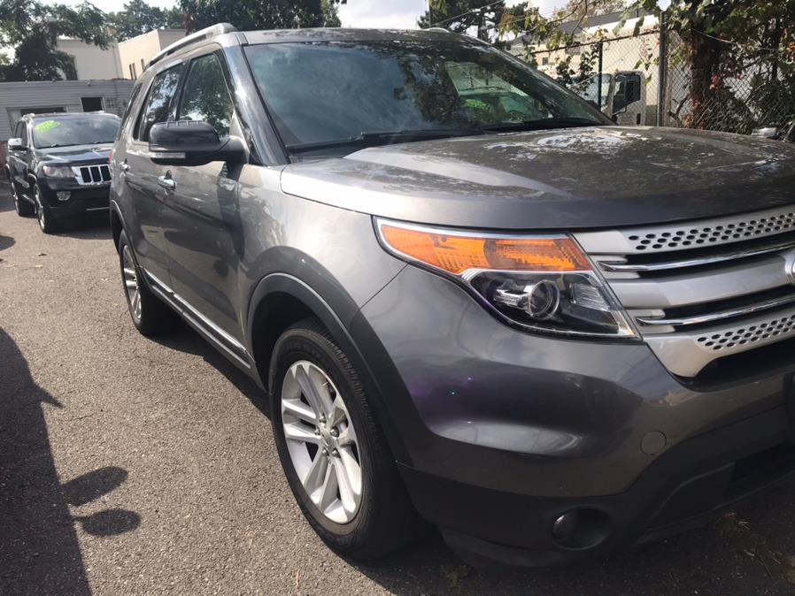 Used Ford Explorer 4WD 4dr XLT 2014 | Car Valley Group. Jersey City, New Jersey Used Ford Explorer 4WD 4dr XLT 2014 | Car Valley Group. Jersey City, New Jersey
