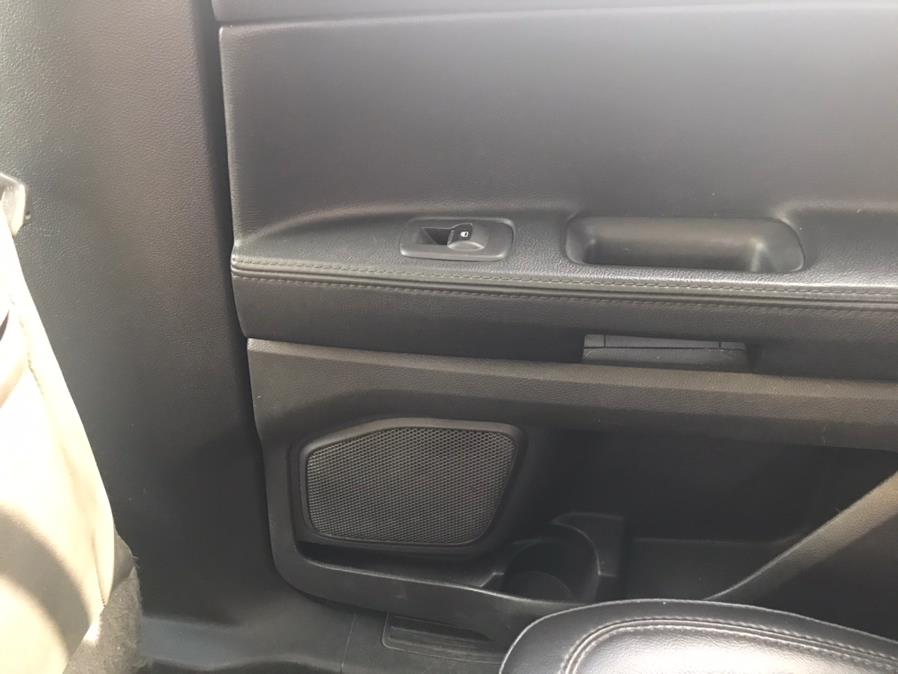 Used Ford Explorer 4WD 4dr XLT 2014 | Car Valley Group. Jersey City, New Jersey Used Ford Explorer 4WD 4dr XLT 2014 | Car Valley Group. Jersey City, New Jersey