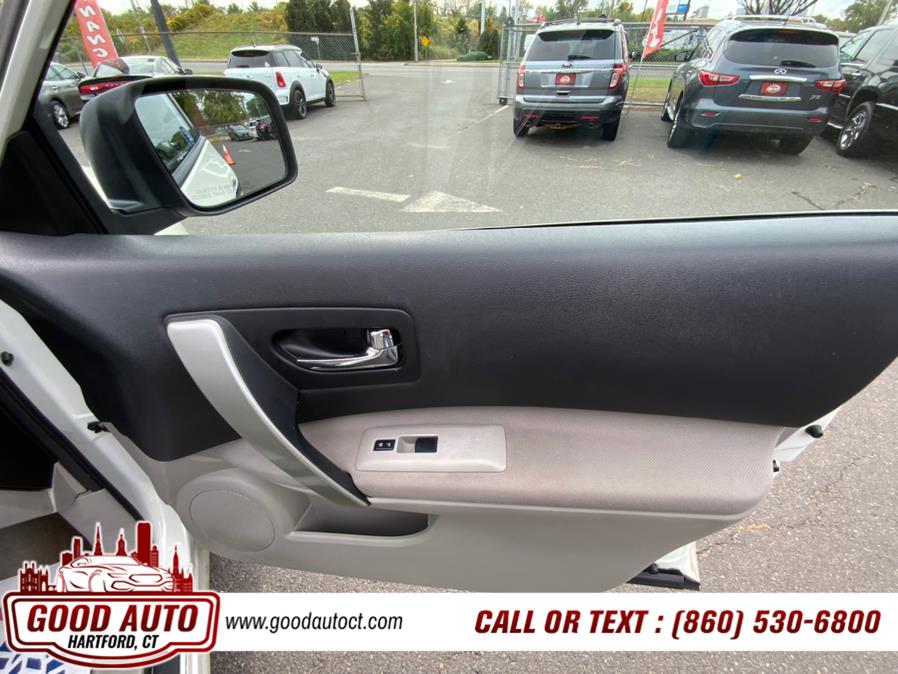 Used Nissan Rogue Select AWD 4dr S 2014 | Good Auto LLC. Hartford, Connecticut Used Nissan Rogue Select AWD 4dr S 2014 | Good Auto LLC. Hartford, Connecticut