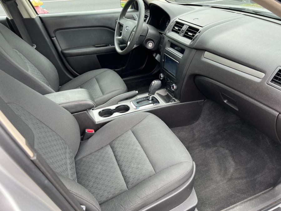 Used Ford Fusion 4dr Sdn SE FWD 2011 | Main Auto of Berlin. Berlin, Connecticut Used Ford Fusion 4dr Sdn SE FWD 2011 | Main Auto of Berlin. Berlin, Connecticut