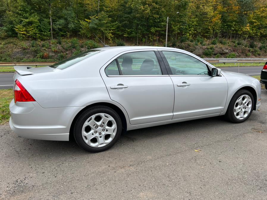 Used Ford Fusion 4dr Sdn SE FWD 2011 | Main Auto of Berlin. Berlin, Connecticut Used Ford Fusion 4dr Sdn SE FWD 2011 | Main Auto of Berlin. Berlin, Connecticut