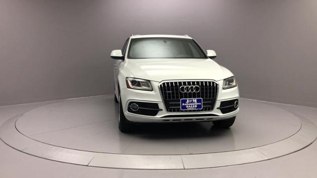 Used Audi Q5 2.0 TFSI Premium Plus 2017 | J&M Automotive Sls&Svc LLC. Naugatuck, Connecticut Used Audi Q5 2.0 TFSI Premium Plus 2017 | J&M Automotive Sls&Svc LLC. Naugatuck, Connecticut