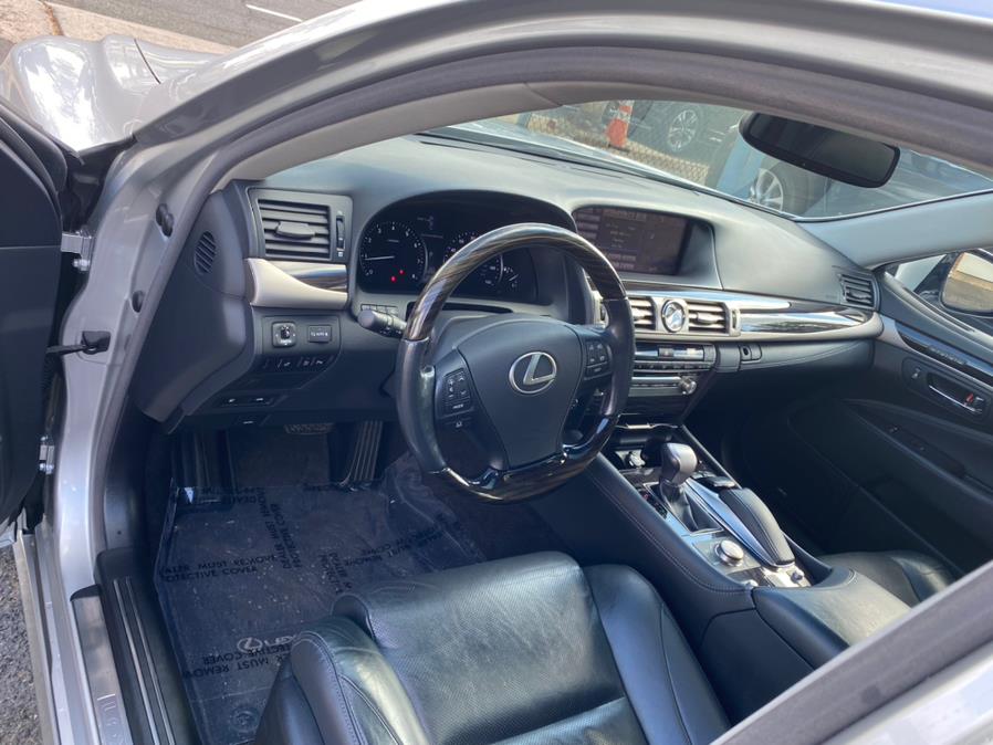Used Lexus LS 460 4dr Sdn AWD 2014 | VEB Auto Sales. Hartford, Connecticut Used Lexus LS 460 4dr Sdn AWD 2014 | VEB Auto Sales. Hartford, Connecticut