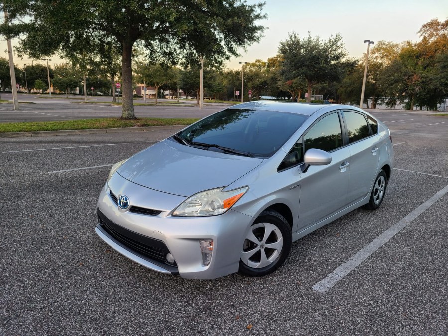2014 Toyota Prius 5dr HB Two (Natl), available for sale in Longwood, Florida | Majestic Autos Inc.. Longwood, Florida