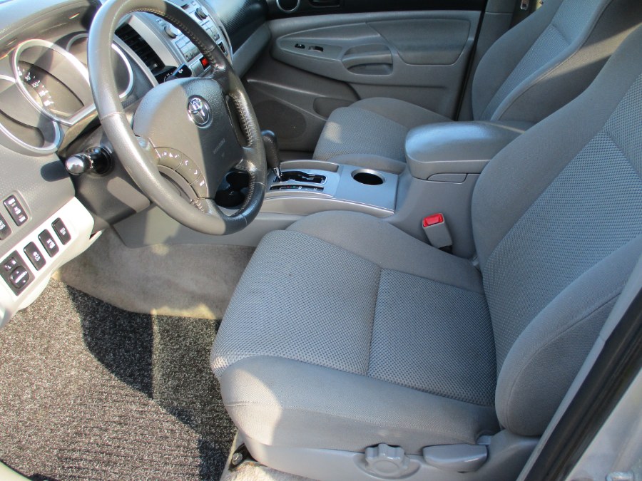 2011 Toyota Tacoma 4WD Double V6 AT (Natl), available for sale in Suffield, Connecticut | Suffield Auto LLC. Suffield, Connecticut 2011 Toyota Tacoma 4WD Double V6 AT (Natl), available for sale in Suffield, Connecticut | Suffield Auto LLC. Suffield, Connecticut