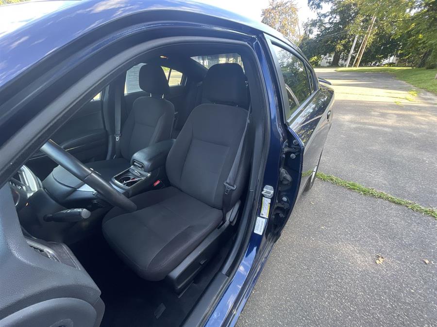 Used Dodge Charger 4dr Sdn SE RWD 2013 | Wiz Leasing Inc. Stratford, Connecticut Used Dodge Charger 4dr Sdn SE RWD 2013 | Wiz Leasing Inc. Stratford, Connecticut