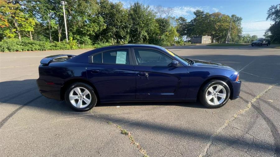 Used Dodge Charger 4dr Sdn SE RWD 2013 | Wiz Leasing Inc. Stratford, Connecticut Used Dodge Charger 4dr Sdn SE RWD 2013 | Wiz Leasing Inc. Stratford, Connecticut