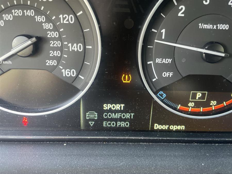 2018 BMW 3 Series 320i xDrive Sedan, available for sale in Stratford, Connecticut | Wiz Leasing Inc. Stratford, Connecticut 2018 BMW 3 Series 320i xDrive Sedan, available for sale in Stratford, Connecticut | Wiz Leasing Inc. Stratford, Connecticut