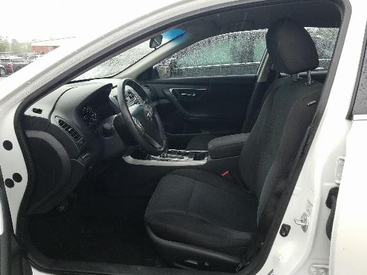 2014 Nissan Altima 4dr Sdn I4 2.5 SV, available for sale in Corona, New York | Raymonds Cars Inc. Corona, New York 2014 Nissan Altima 4dr Sdn I4 2.5 SV, available for sale in Corona, New York | Raymonds Cars Inc. Corona, New York